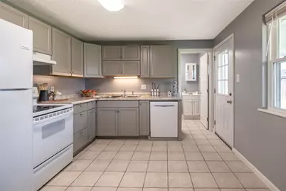 212 Doyle Avenue, Brookville, OH 45309 - Photo 6