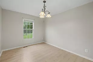 1320 Bonniebrook Dr, Miamisburg, OH 45342 - Photo 8
