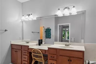 2298 Crestridge Dr, Butler Twp, OH 45414 - Photo 20