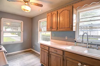 24 Forest Glen Drive, Middletown, OH 45042 - Photo 2