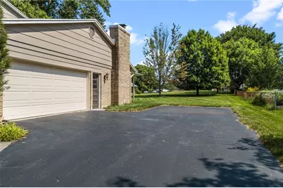 4924 Concordia Circle, Kettering, OH 45440 - Photo 4