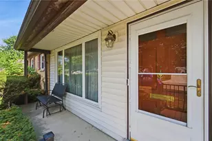 2413 Olson Dr, Kettering, OH 45420 - Photo 4