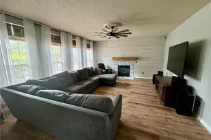 3547 Queen Victoria Ct, Beavercreek, OH 45431 - Photo 10