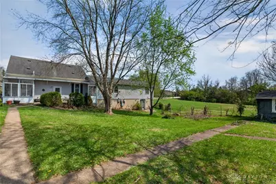 9475 N Dixie, Vandalia, OH 45414 - Photo 34