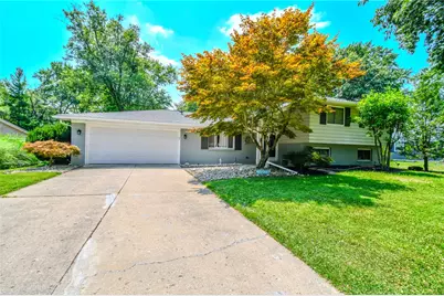 906 New England Avenue, Dayton, OH 45429 - Photo 1
