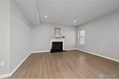 6300 Willow Oak Drive, Tipp City, OH 45371 - Photo 12