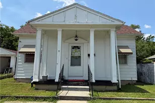 9 Oak St, Trotwood, OH 45426 - Photo 2