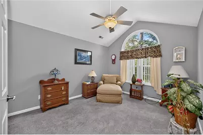 224 Edinburgh Village Drive, Washington Twp, OH 45458 - Photo 16