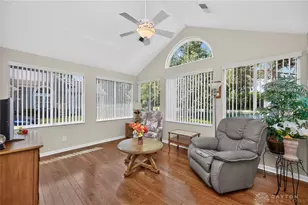224 Edinburgh Village Dr, Washington Twp, OH 45458 - Photo 24