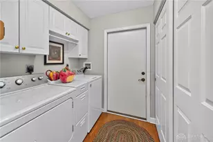 224 Edinburgh Village Dr, Washington Twp, OH 45458 - Photo 30