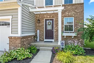 2212 Blazing Star Dr, Tipp City, OH 45371 - Photo 4