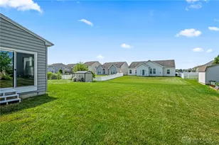 2212 Blazing Star Dr, Tipp City, OH 45371 - Photo 40