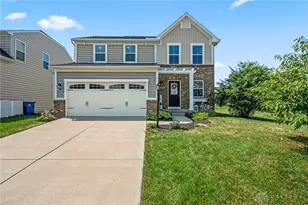 2212 Blazing Star Dr, Tipp City, OH 45371 - Photo 2