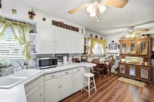 417 Lawnview Ave, Springfield, OH 45505 - Photo 6