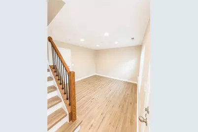 223 E 1st Street, Dayton, OH 45402 - Photo 4