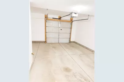 223 E 1st Street, Dayton, OH 45402 - Photo 10