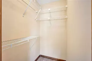 10667 Montgomery Rd, Cincinnati, OH 45242 - Photo 18