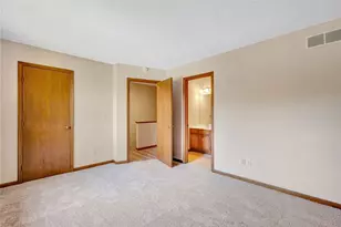 10667 Montgomery Rd, Cincinnati, OH 45242 - Photo 22