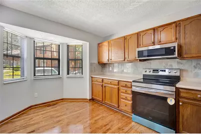 10667 Montgomery Road #13, Cincinnati, OH 45242 - Photo 4