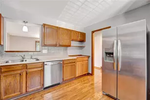 10667 Montgomery Rd, Cincinnati, OH 45242 - Photo 6