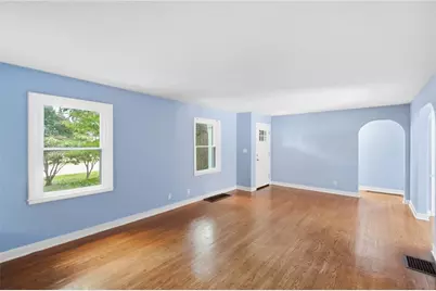 2775 S Limestone Street, Springfield Twp, OH 45505 - Photo 10