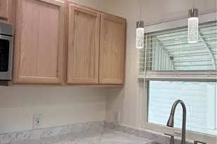 233 Notre Dame Ave, Dayton, OH 45404 - Photo 12