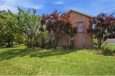 806 Claymore Court, Tipp City, OH 45371 - Photo 4