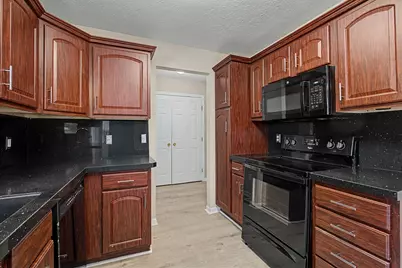 4047 Loyala Chase Lane, Dayton, OH 45424 - Photo 18