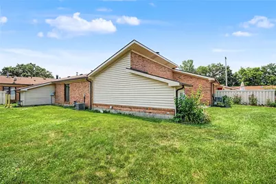 1290 Hollowbrook Drive, Centerville, OH 45458 - Photo 32