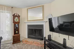 1290 Hollowbrook Dr, Centerville, OH 45458 - Photo 8