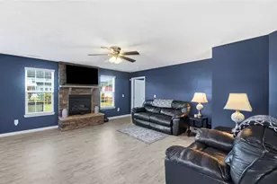 7101 Bluestream Dr, Tipp City, OH 45371 - Photo 10