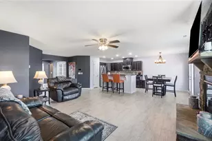 7101 Bluestream Dr, Tipp City, OH 45371 - Photo 14