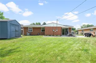 1733 Beaver Creek Ln, Dayton, OH 45429 - Photo 32