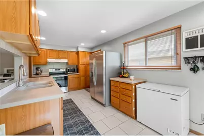 1733 Beaver Creek Lane, Dayton, OH 45429 - Photo 6