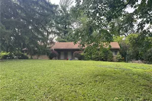 225 W Nottingham Rd, Dayton, OH 45405 - Photo 14