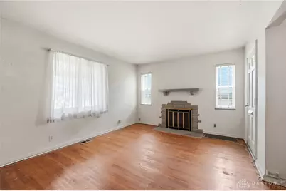 407 Wonderly Avenue, Oakwood, OH 45419 - Photo 6