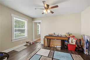 329 Roxbury Rd, Dayton, OH 45417 - Photo 12