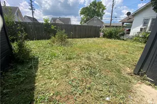 108 N Elm St, Troy, OH 45373 - Photo 10