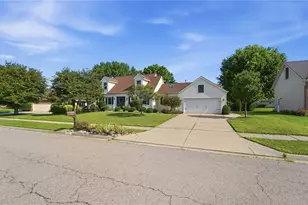 785 Pinehurst Dr, Tipp City, OH 45371 - Photo 4