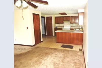 8180 Dog Leg Road, Butler Twp, OH 45414 - Photo 4