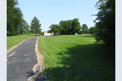 8180 Dog Leg Road, Butler Twp, OH 45414 - Photo 18