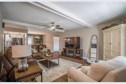827 Meyers Court, Vandalia, OH 45377 - Photo 2