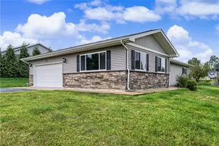 4149 Rosehill Dr, Beavercreek Twp, OH 45431 - Photo 4