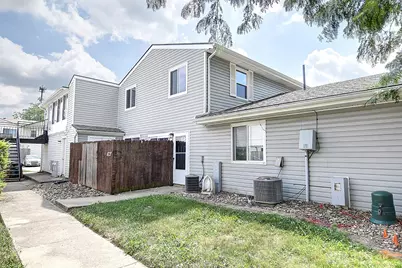 306 Chadwick Place, Fairborn, OH 45324 - Photo 2