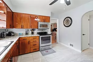 1466 S Central Dr, Beavercreek, OH 45432 - Photo 12