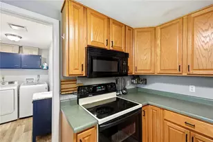 300 Woodlawn Dr, Tipp City, OH 45371 - Photo 12