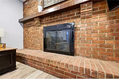 300 Woodlawn Drive, Tipp City, OH 45371 - Photo 8
