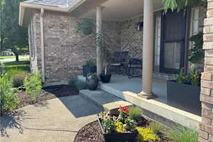 924 Orville Way, Xenia, OH 45385 - Photo 2