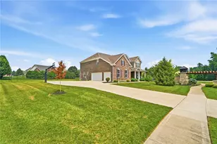 2051 Stonewater Dr, Washington Twp, OH 45458 - Photo 12