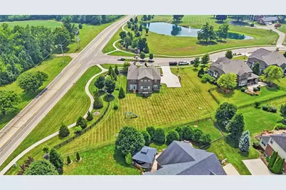 2051 Stonewater Drive, Washington Twp, OH 45458 - Photo 4